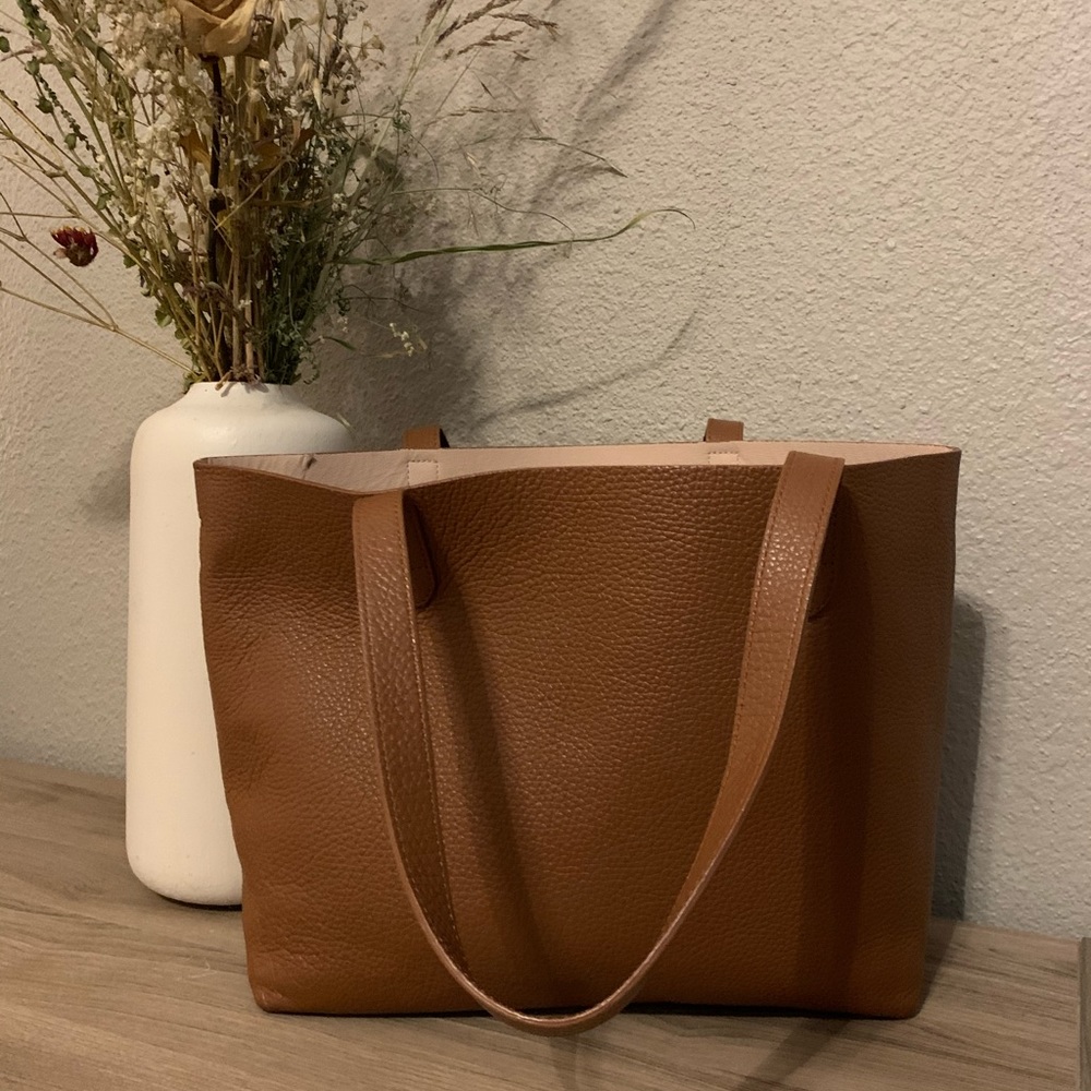 Cuyana Structured Tote - Sold out on website!